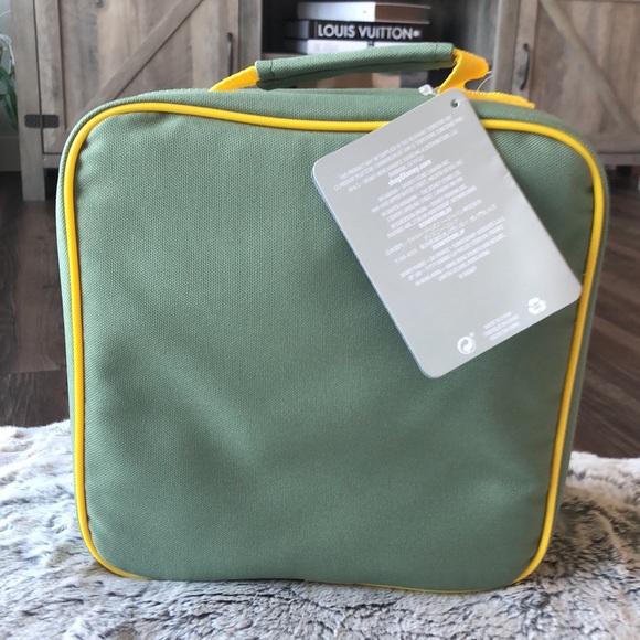 Mickey Mouse Lunch Box - Picture 2 of 8